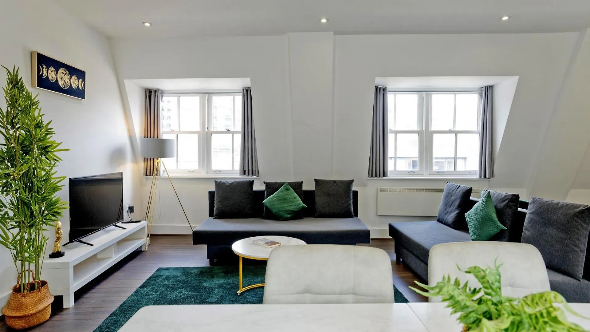 Imperial Liverpool Street Apartments 런던