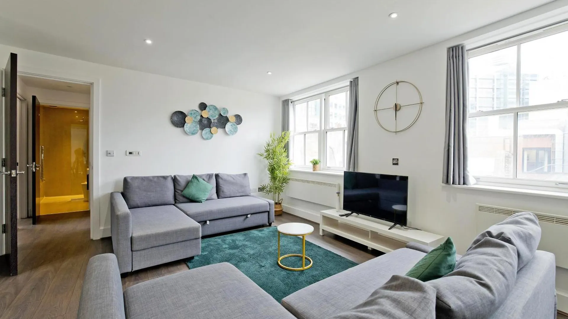 Imperial Liverpool Street Apartments 런던
