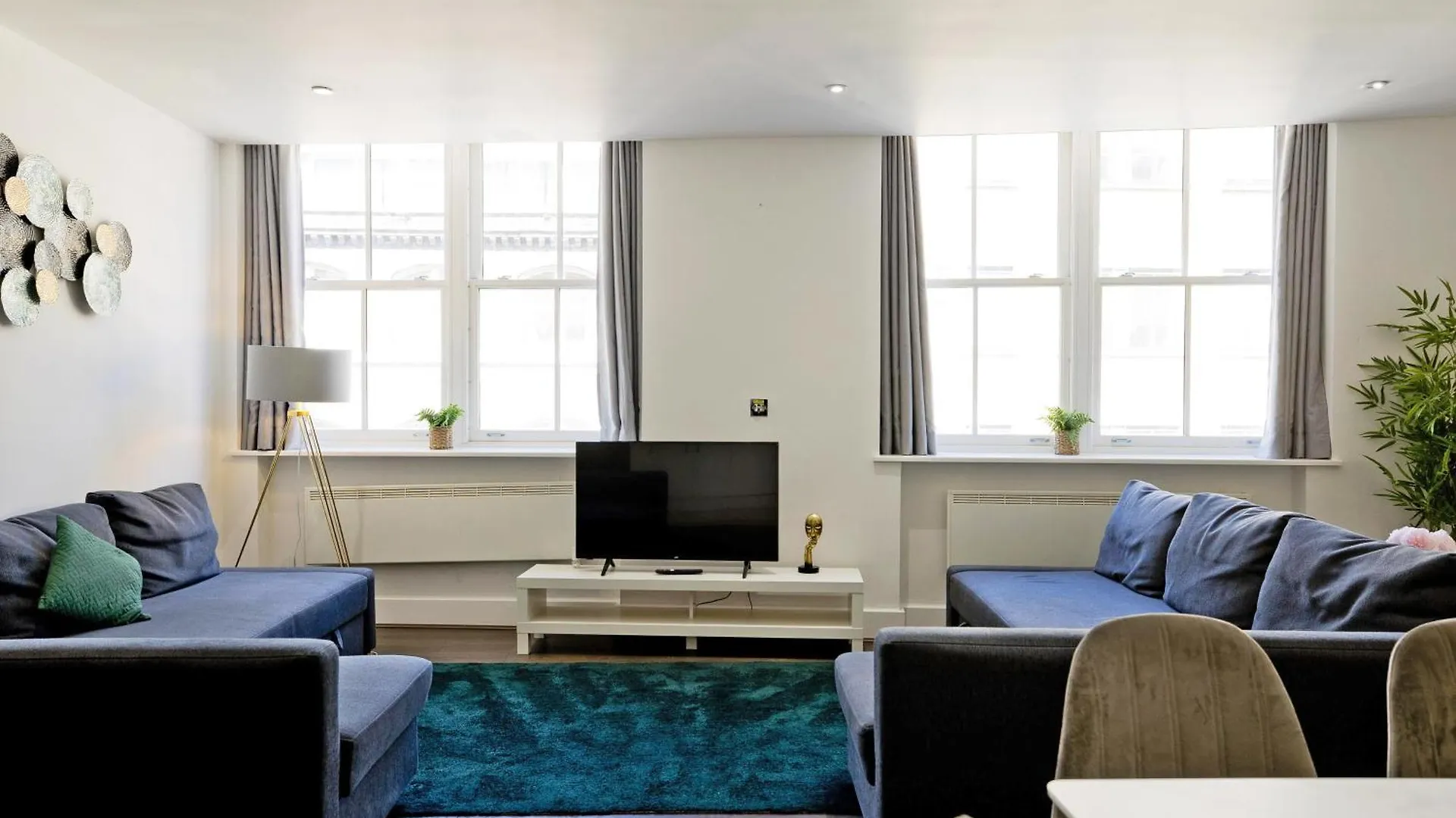 Imperial Liverpool Street Apartments 런던 영국