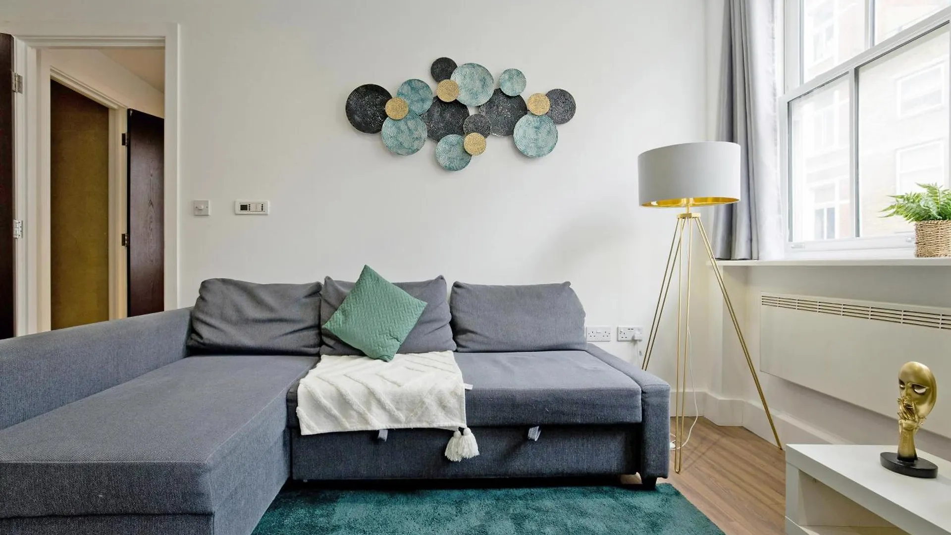 Imperial Liverpool Street Apartments 런던 영국